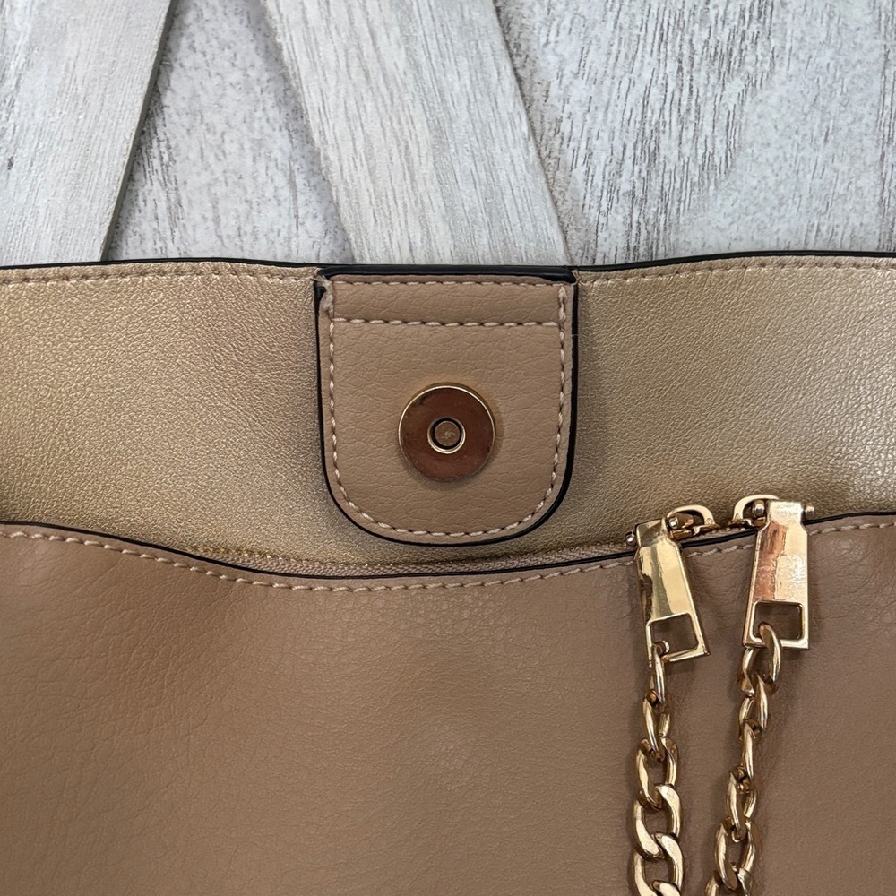 Elegant Tan Women's Bag Set - Picture 6 of 14